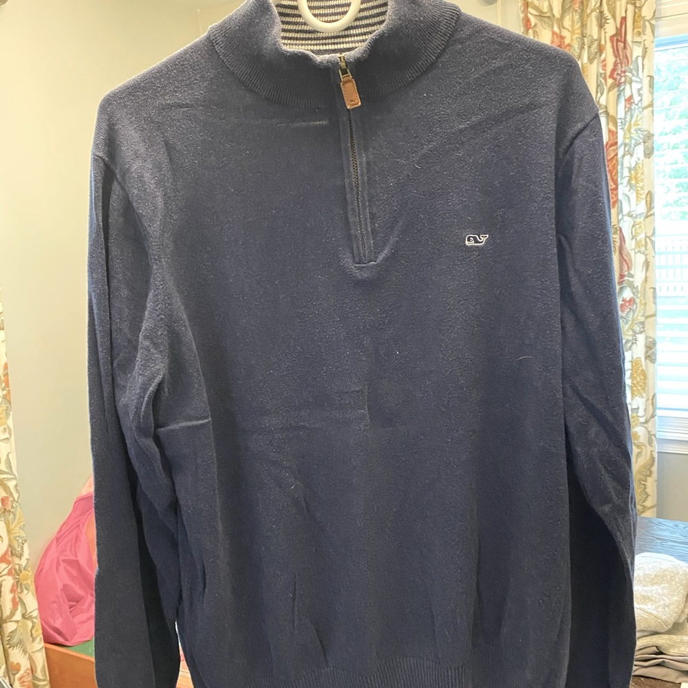 Vineyard Vines 1/4 zip navy size large